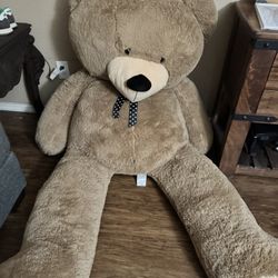 7 Foot Teddy Bear