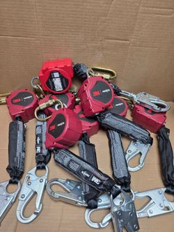 3M Self-Retracting Lifeline: Steel Carabiner Anchor, Harness Steel Snap Hook, 11 ft Line