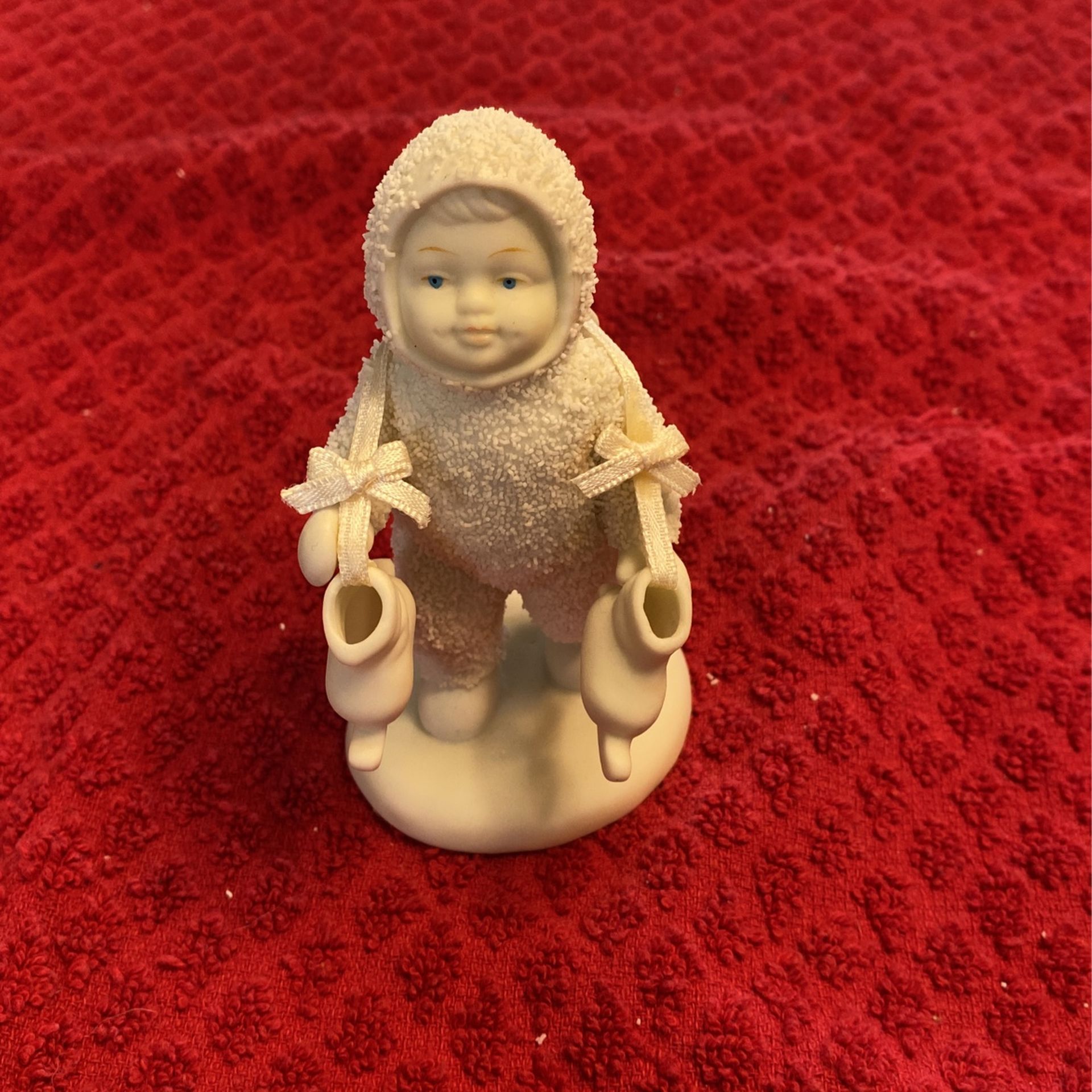 Dept 56 Snowbabies With Ice Skates
