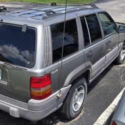 1998 Jeep Grand Cherokee Laredo