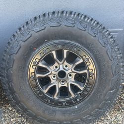 Jeep Wheel And Tire