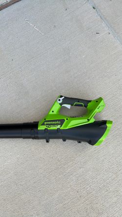 Greenworks cordless Blower