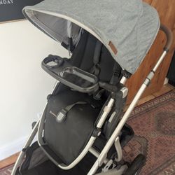UppaBaby Vista V2 Stroller with Accessories