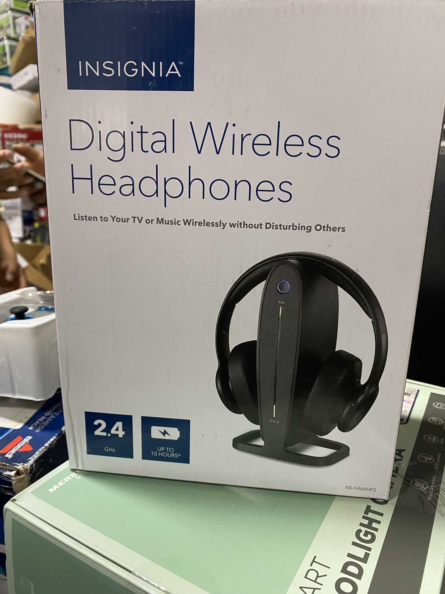 insignia - ns-hawhp2 rf wireless over-the-ear headphones - black