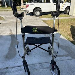 Upright adult walker