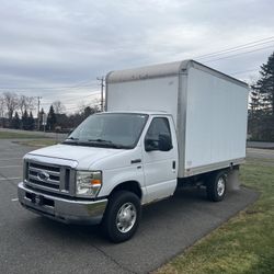 2010 Ford E-350