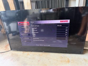 Tv televisor television 40” inch monitor gaming