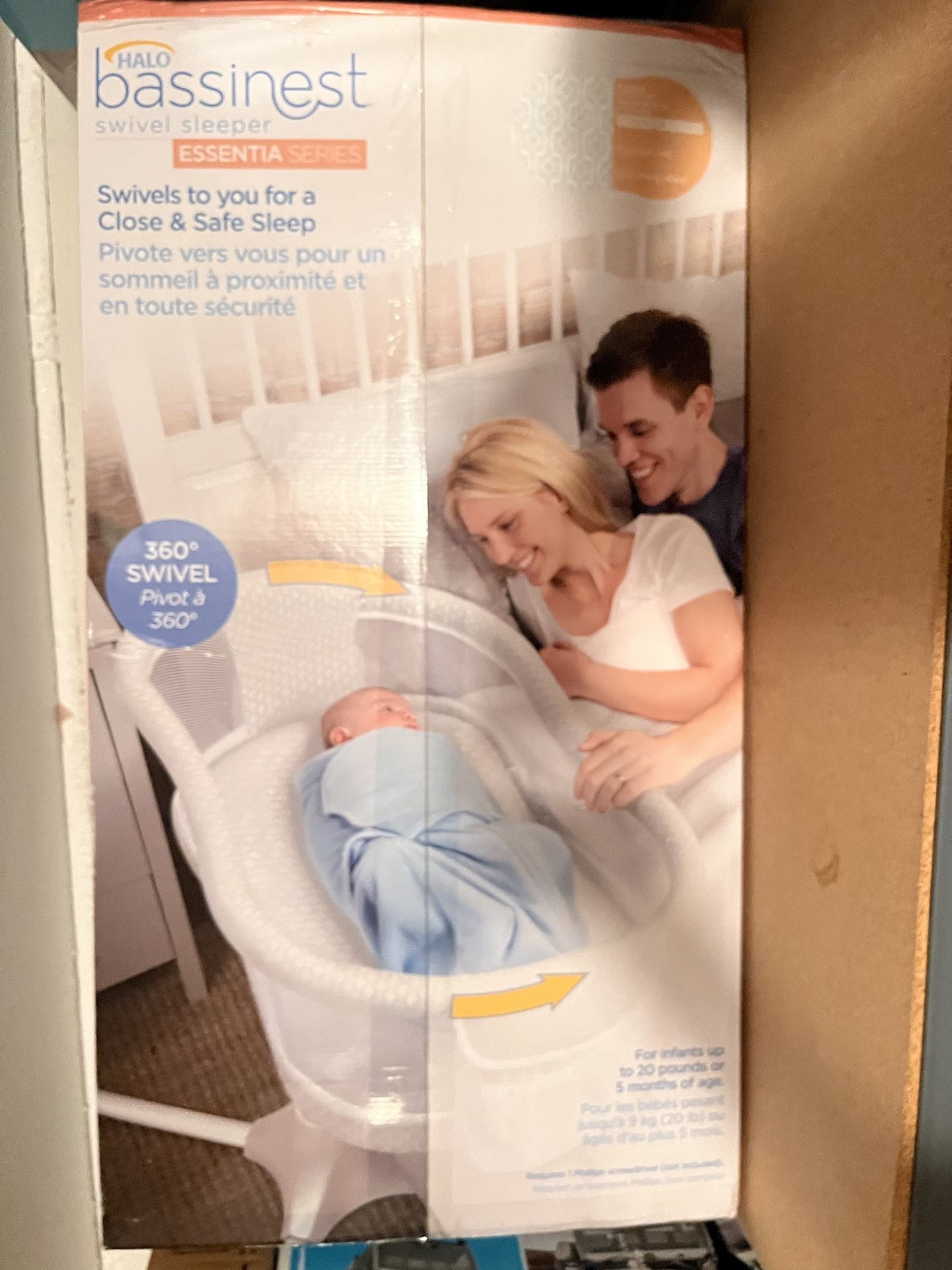 HALO Bassinest Swivel Sleeper