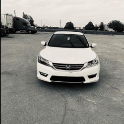 Honda Accord White 