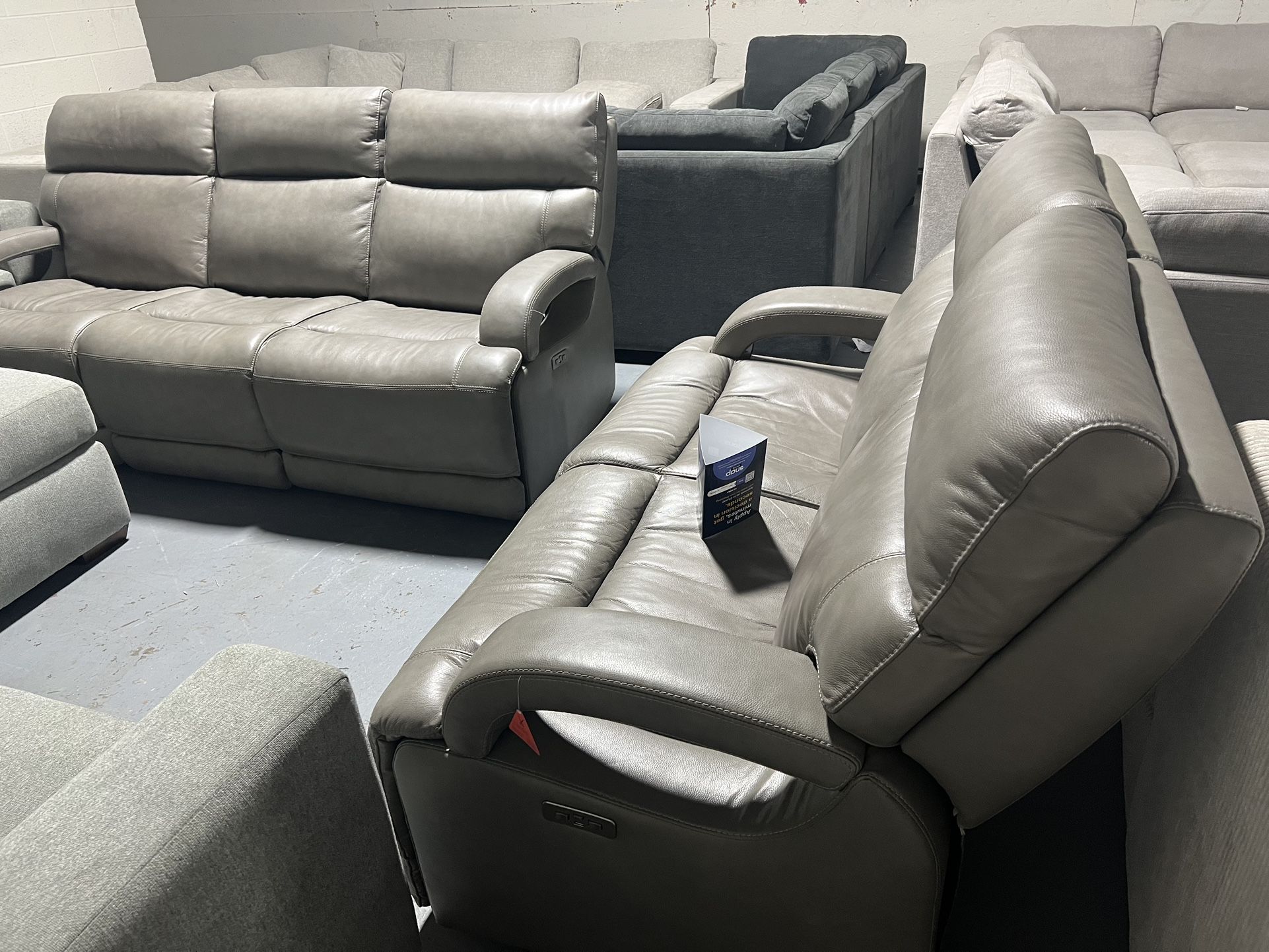 COUCH SOFA GRAY RECLINER ELECTRIC COUCH