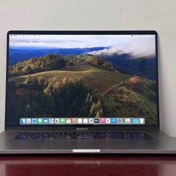 2019 Apple  MacBook Pro 16”, i9 32GB- 2TB Ssd