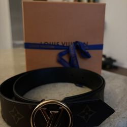 LV Womens Belt