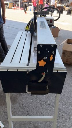 Tile saw