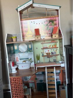 KidCraft Marlow Dollhouse