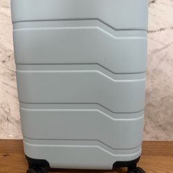 TUMI 4 Wheel International Carry On Bag 19 degree frame