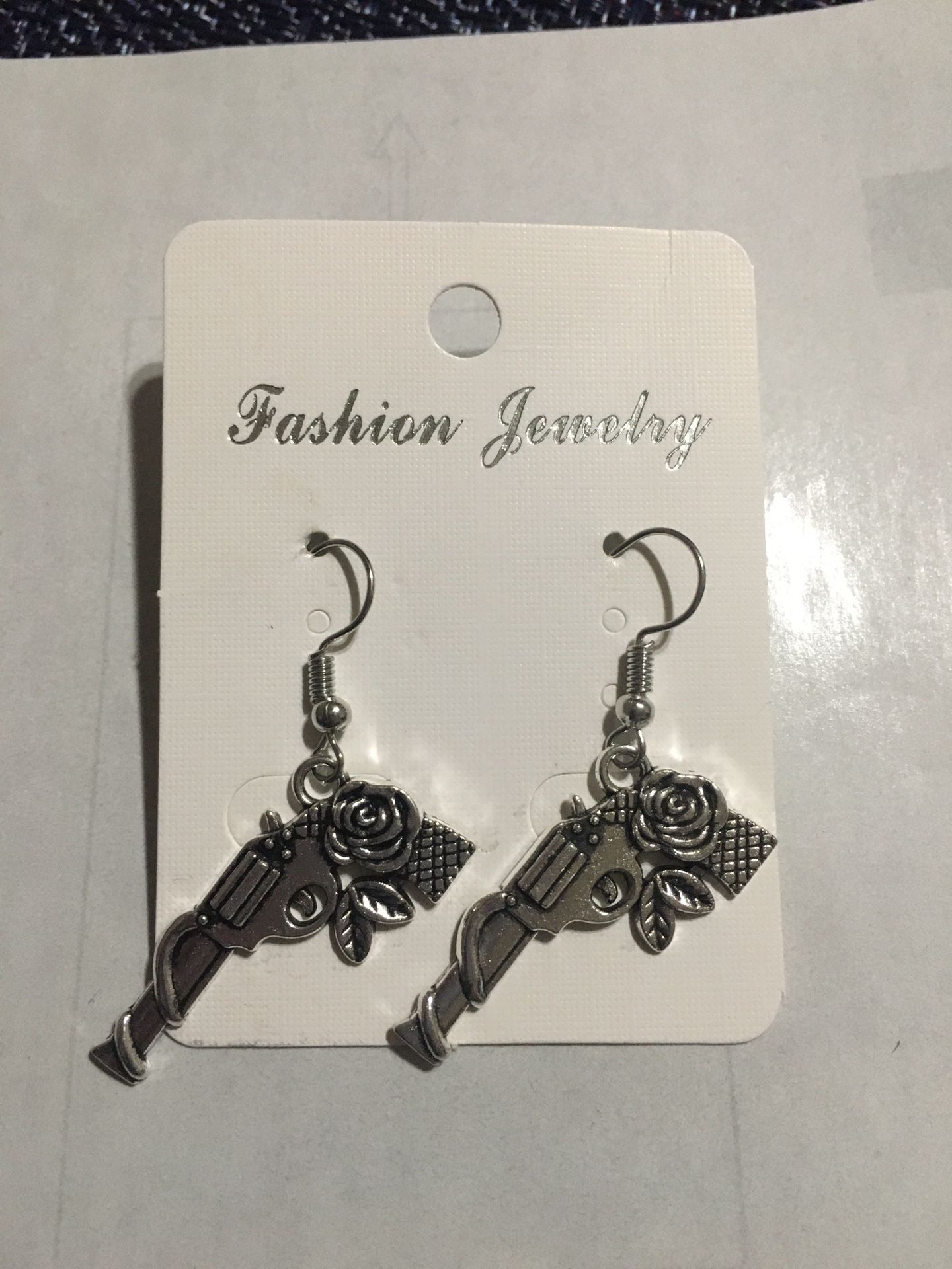Metal Rose Pistols