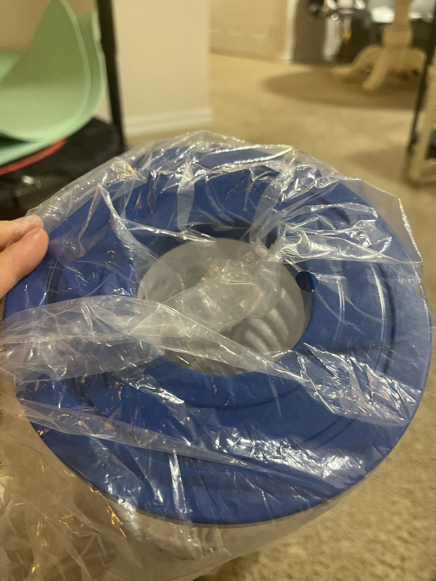 Selling a cartridge for a pool filter