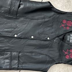 Women’s Leather Vest 