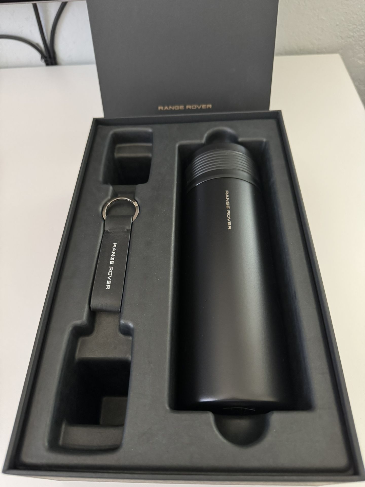 New RANGE ROVER Stainless Steel Travel Coffee Cup Mug Thermos Bottle & Key Chain