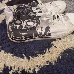 White Converse Size 10(adult)