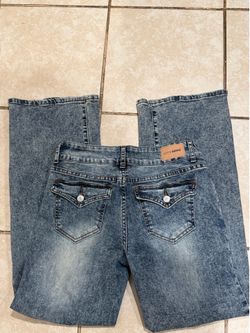 baggy jeans