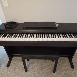 Yamaha Piano YDP-144