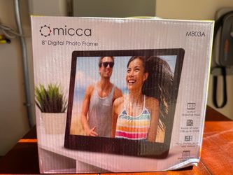 Micca M803A 8” Digital Photo Frame – In Original Box
