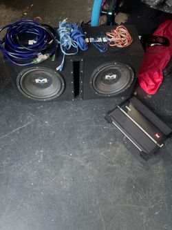 Subwoofer 1200watts , with 1200 amp and cbales RCA, speaker wires, power, ground and remote