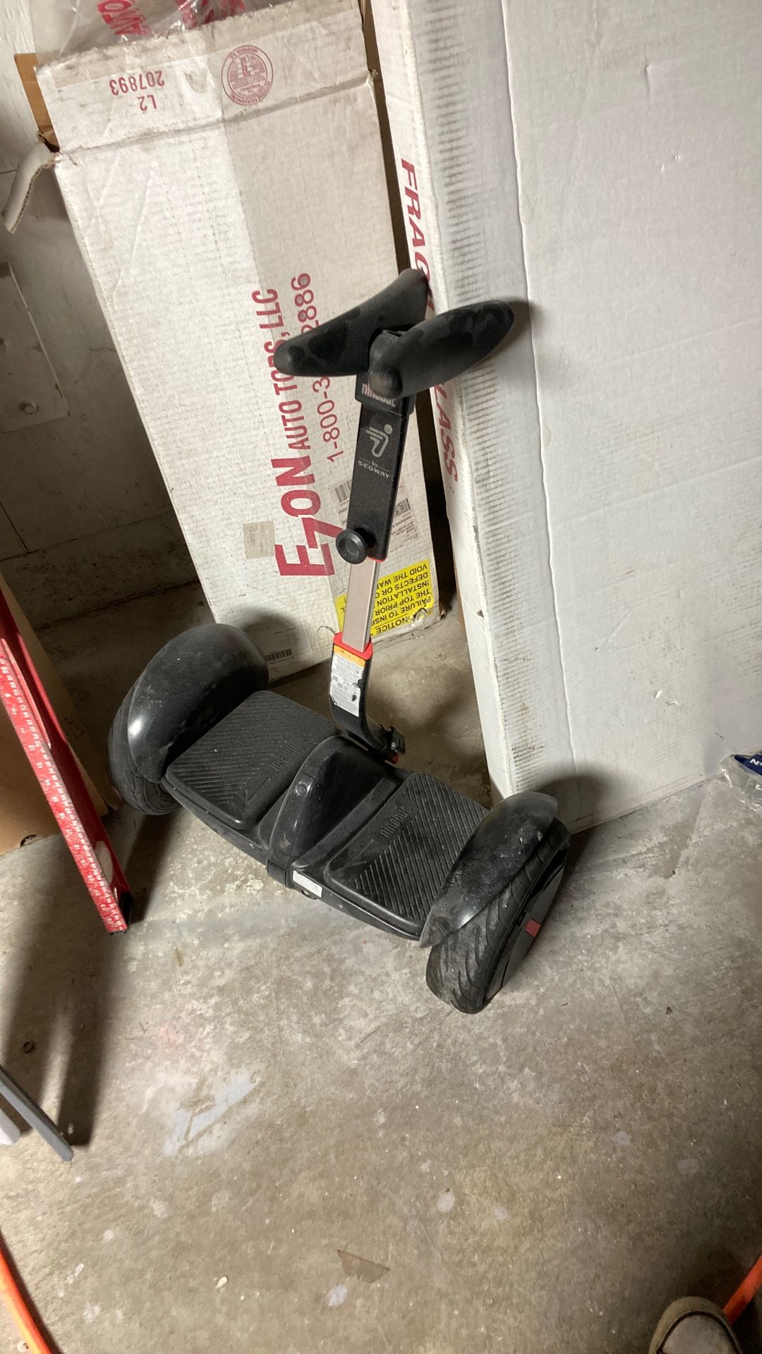 Turns On Works Fine Needs Charger