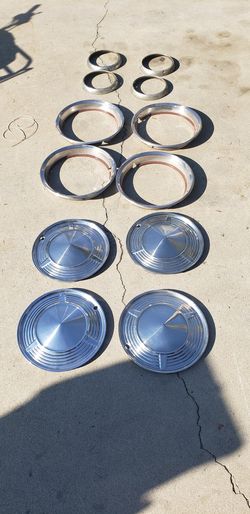 Ford Falcon beauty rings and hub caps