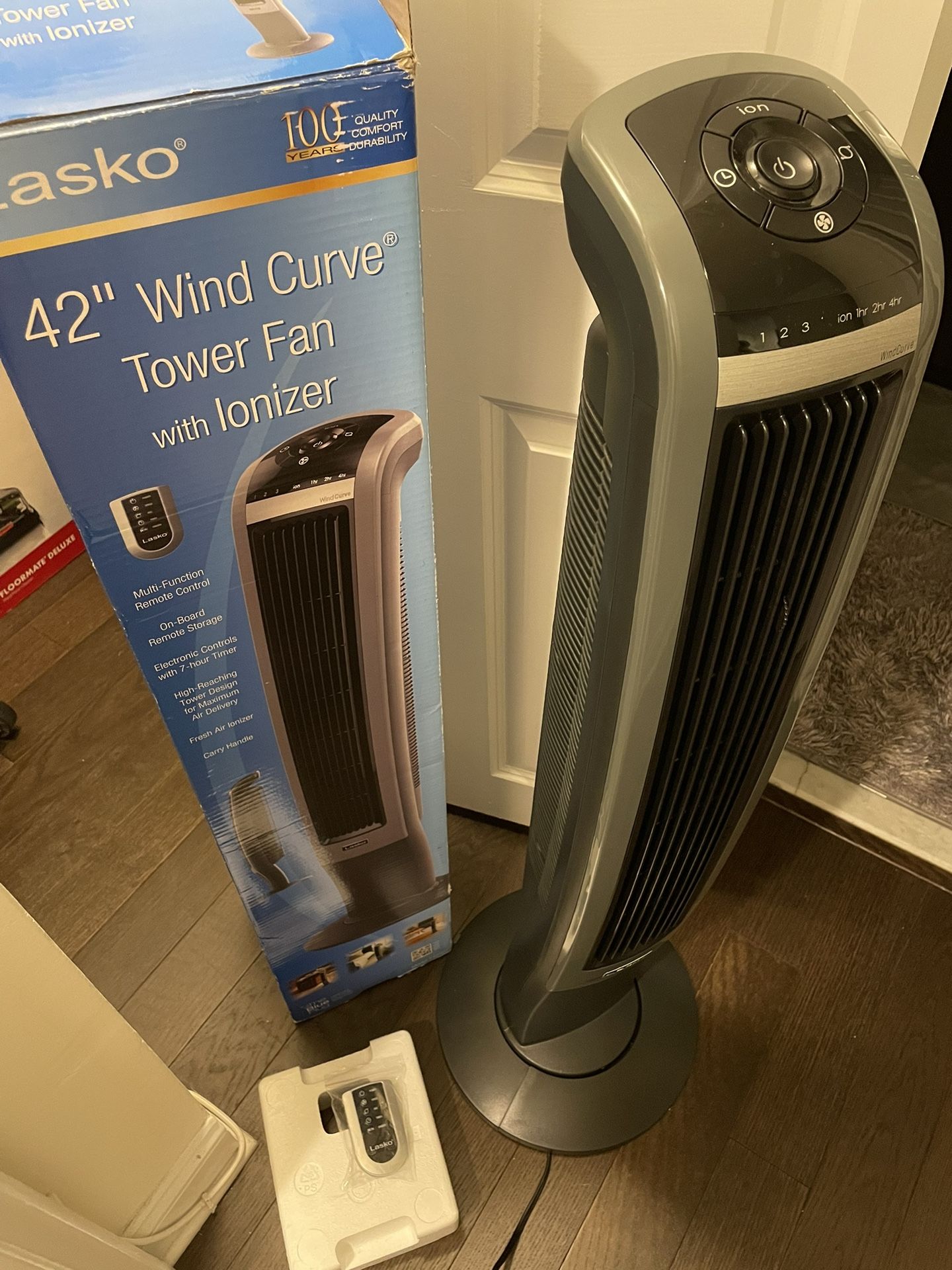Lasko 42” Wind Curve Tower Fan With Ionizer for Sale in Middle City East,  PA - OfferUp