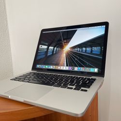 Apple MacBook Pro 13” RETINA 2014 i5 8GB 256GB SSD Excellent Condition