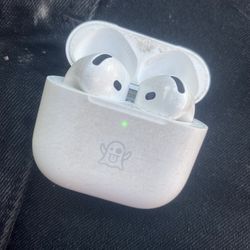 Air pods pro 4