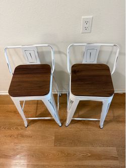 $29 WHITE BARSTOOLS