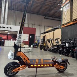 Dual-motor electric scooter