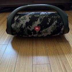 JBL Boombox 2