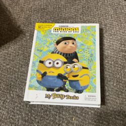 Minions, my busy book comes with figures