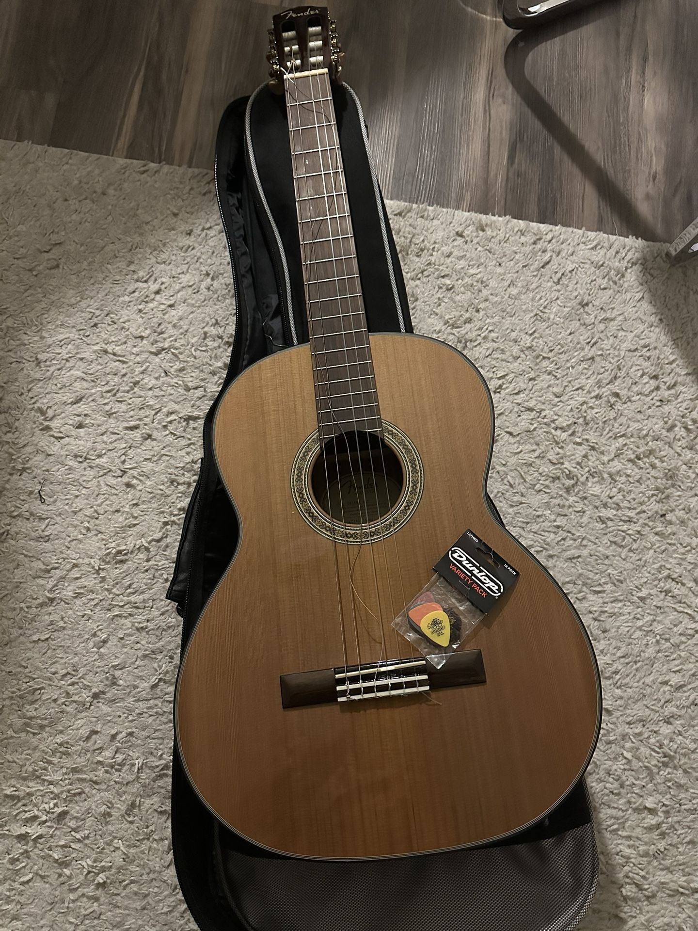 Fender CN-140S NAT Classical Guitar