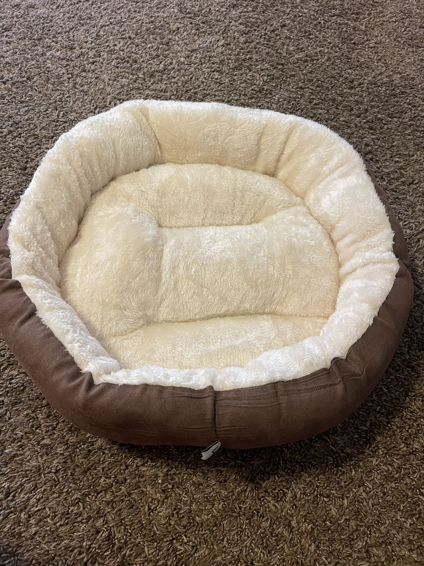 Brown Round 20” Cat/dog Bed