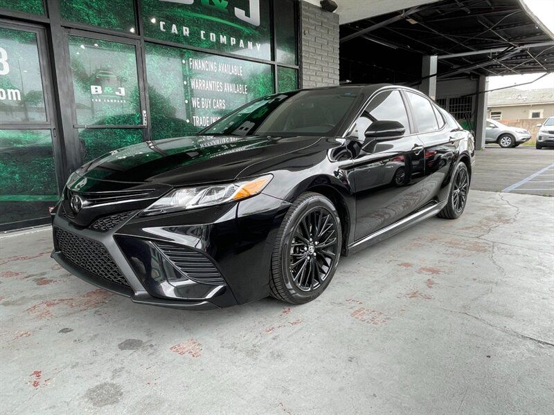 2019 Toyota Camry SE