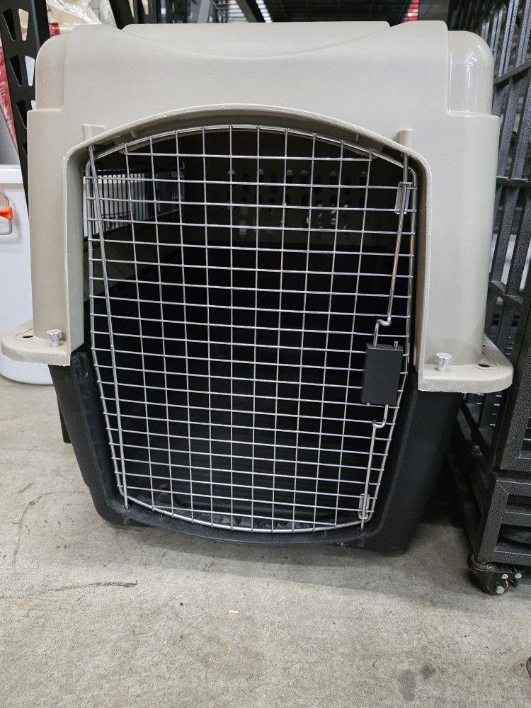 Dog Crate / Kennel Medium