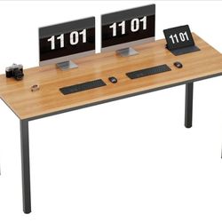 Computer Table/gaming Table  60.00!!!!