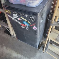 Mini Fridge