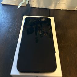iPhone 16e