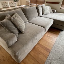 Modern L-shaped Sectional with Chaise