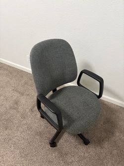Gray Fabric Office Chair with Armrests