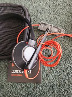 NIB Headphones Blackwire 520 Jabra