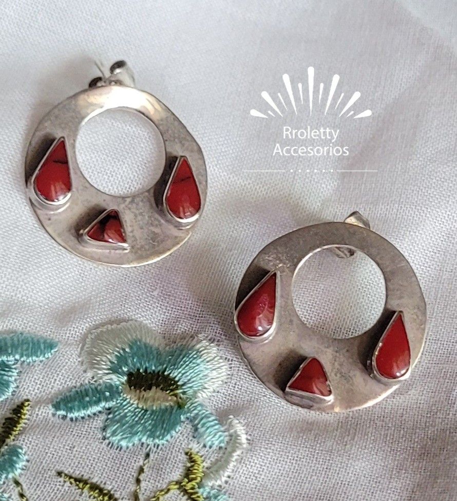 Sterling Silver 925 Earrings Vintage With Coral Stone