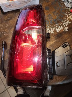 2015 - 2020 chevt Tahoe,suburban  driver side taillight