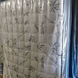 ☑️Mattress all sizes🛏️💤
🔵Pillow top🛏️
🔵Queen sizes $190
🔵Full sizes $ 170
🔵Twin sizes $120
🔵cal King $ 310
🔵E K $ 320
🚚Delivery available$2